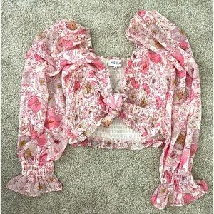 Vici long sleeved tie crop top